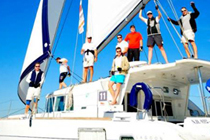 Crew posiert bei Catamarans Cup 2013