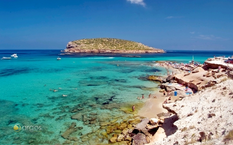 Cala Comte in Sant Antoni de Portmany