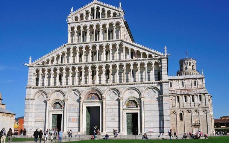 Kathedrale und Schiefer Turm von Pisa