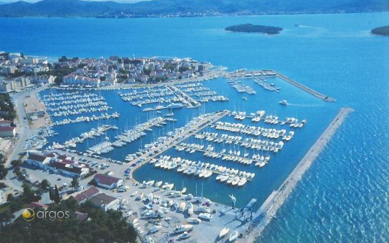 Hafen von Biograd