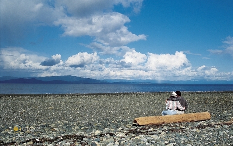 Pärchen am Qualicum Strand