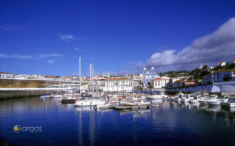 Marina Angra do Heroismo auf der Insel Terceira