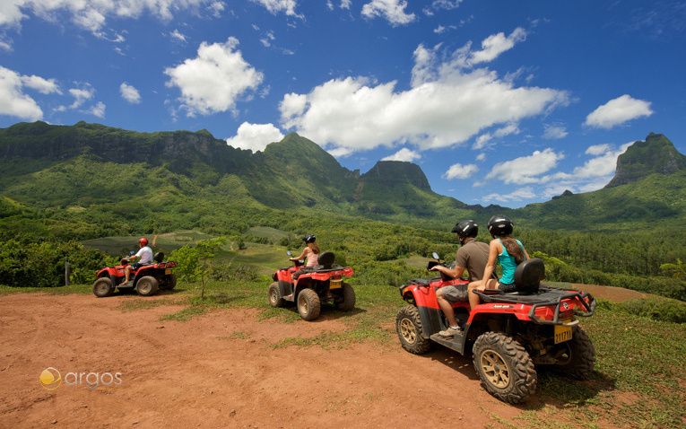 Quad-Tour über die Insel Mooera