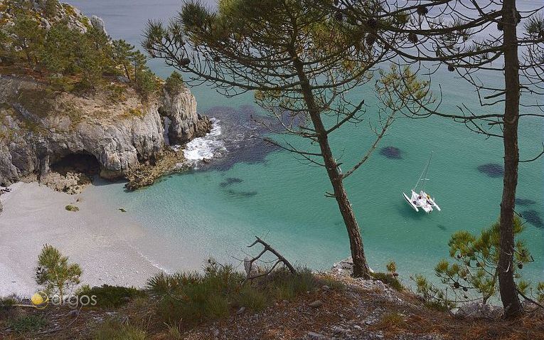 Kleine Bucht auf der Halbinsel Crozon in der Bretagne 