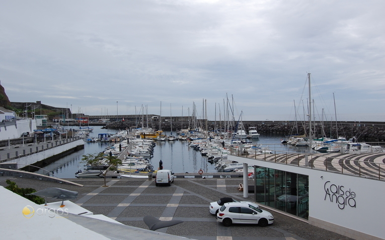 Marina Angra do Heriosmo