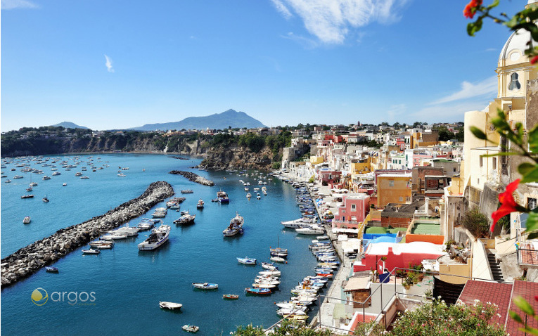 Procida Promenade