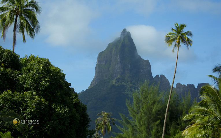 Vulkanische Berge der Insel Moorea