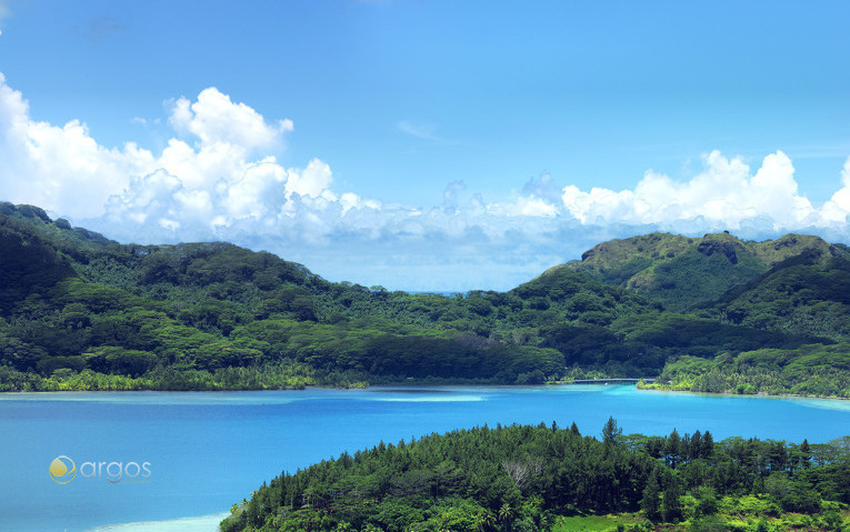 Hübsche Insel Huahine