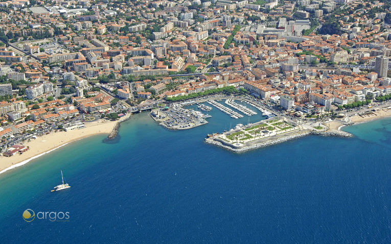 Frejus (Vieux-Port St. Raphael)