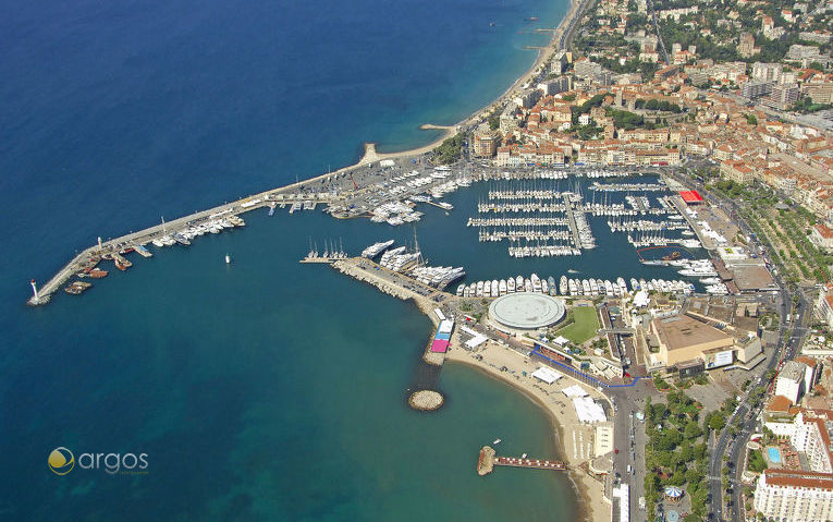 Cannes (Le Vieux Port de Cannes)