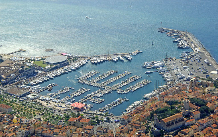 Cannes (Le Vieux Port de Cannes)