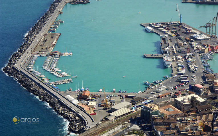 Sizilien Catania (Circolo Nautico Porto Nuovo Marina)