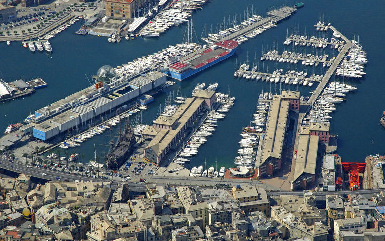 Genua (Marina di Porto Antico)