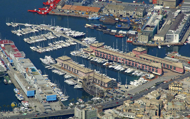 Genua (Marina di Porto Antico)