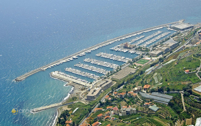 Santo Stefano Al Mare (Marina Degli Aregai)