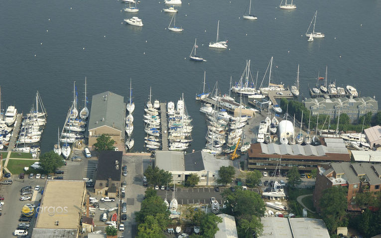 Annapolis Chesapeake Bay (Annapolis Harbor Boatyard)