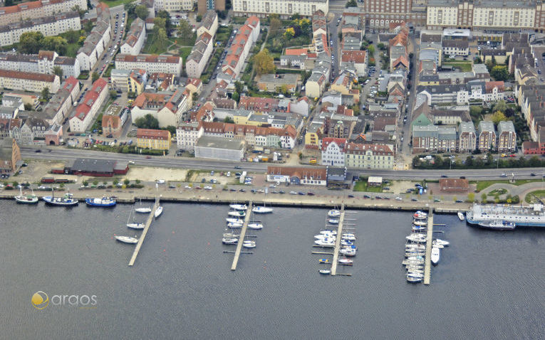 Rostock (Stadtpier am Strande)