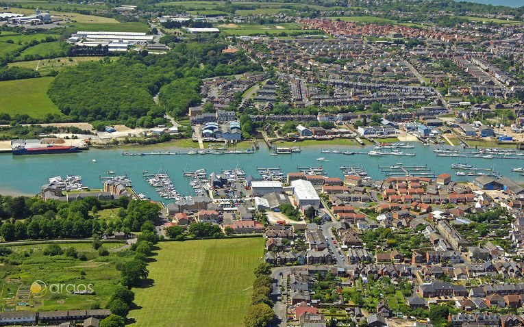 East Cowes Marina