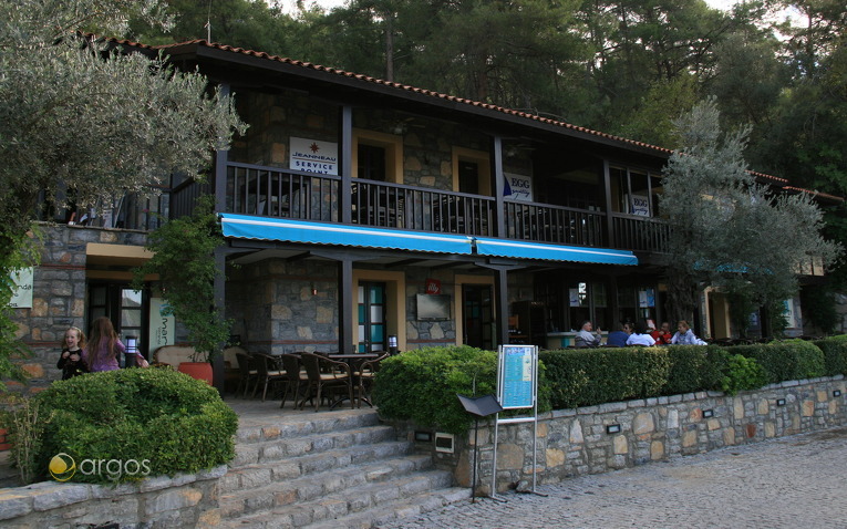 Büro von E.G.G. Yachting in der D-Marin Göcek