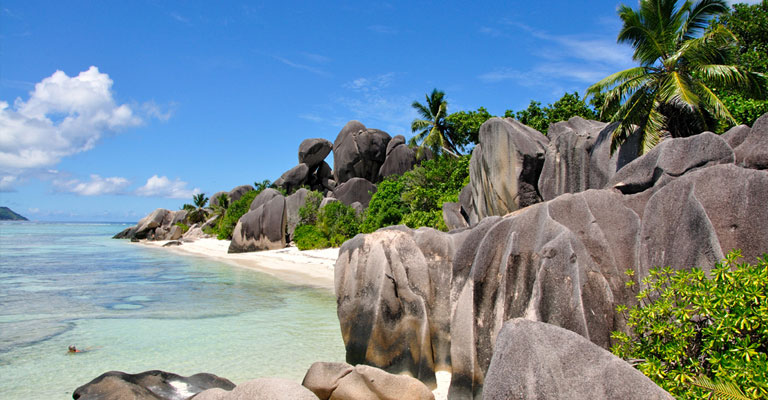 Anse Source dArgent © photo courtesy Gerard Larose - Seychelles Tourism Board